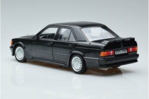 Mercedes 190 E 2.3-16 Cosworth W201 Norev 1:18 183830 Metal — zdjęcie 6 z 7