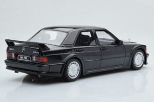 Mercedes 190E W201 2.5-16 Evo I Czarny Otto 1:18 OT151 Żywica — zdjęcie 2 z 6