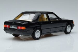 Mercedes 190 E W201 Limitowana Edycja Norev 1:18 183823 Metal — zdjęcie 3 z 10