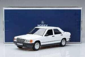 Mercedes 190 E W201 Biały Norev 1:18 183820 Metal — zdjęcie 7 z 7