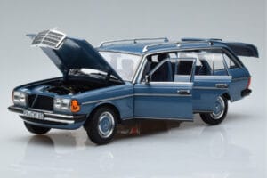 Mercedes 200T S123 Niebieski Norev 1:18 183737 Metal — zdjęcie 2 z 7