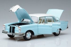 Mercedes 220 S W111 Niebieski Norev 1:18 183920 Metal — zdjęcie 2 z 7