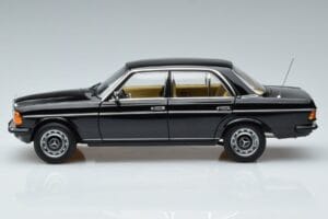 Mercedes 230E W123 Edycja Limitowana Norev 1:18 183711 Metal — zdjęcie 5 z 8