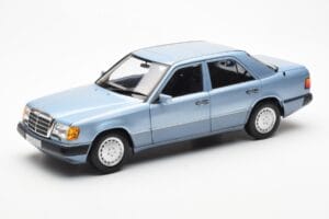 Mercedes 230E W124 Jasnoniebieski Metaliczny Norev 1:18 183945 Metal