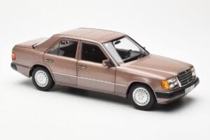 Mercedes 230E W124 Rosewood Metallic Dealer Edition Norev 1:18 B66040697 Metal — zdjęcie 6 z 8