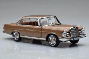 Mercedes 250 SE Coupe W111 Złoty Metaliczny Norev 1:18 183759 Metal — zdjęcie 5 z 7