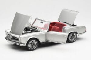 Mercedes 280 SL W113 Pagoda Srebrny Schuco 1:18 450035000 Metal — zdjęcie 2 z 8