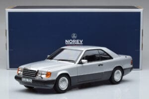 Mercedes 300 CE-24 C124 Coupe Srebrny Norev 1:18 183880 Metal — zdjęcie 7 z 7