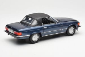 Mercedes 300 SL R107 Granatowy Norev 1:18 183466 Metal — zdjęcie 3 z 8
