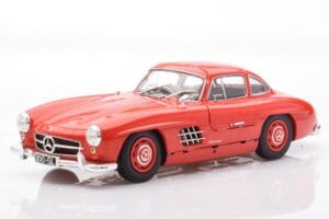 Mercedes 300 SL W198 Gullwing Czerwony Minichamps 1:18 110037211 Metal