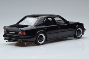 Mercedes 300E W124 5.6 AMG The Hammer Otto 1:18 OT638 Żywica — zdjęcie 2 z 6