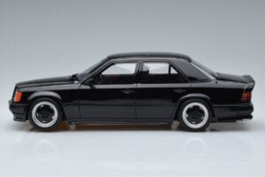 Mercedes 300E W124 5.6 AMG The Hammer Otto 1:18 OT638 Żywica — zdjęcie 3 z 6