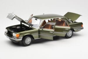 Mercedes 450SEL 6.9 W116 Zielony Metalik Norev 1:18 183455 Metal — zdjęcie 2 z 8