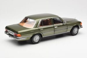 Mercedes 450SEL 6.9 W116 Zielony Metalik Norev 1:18 183455 Metal — zdjęcie 3 z 8