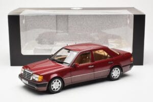 Mercedes 500E W124 Czerwony Metallic Dealer Edition Norev 1:18 B66040699 Metal — zdjęcie 8 z 8