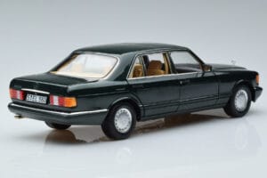 Mercedes 560 SEL W126 Ciemna Zieleń Metalik Norev 1:18 B66040682 Metal — zdjęcie 3 z 7