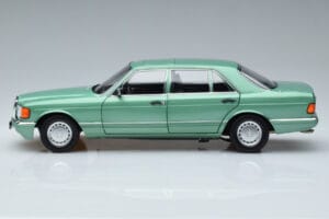 Mercedes 560 SEL W126 Jasnozielony Norev 1:18 183469 Metal — zdjęcie 4 z 7