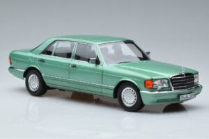 Mercedes 560 SEL W126 Jasnozielony Norev 1:18 183469 Metal — zdjęcie 5 z 7
