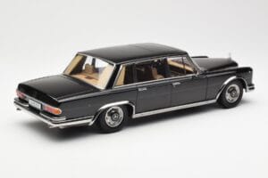 Mercedes 600 SWB W100 Czarny KK-Scale 1:18 180601 Metal — zdjęcie 2 z 6