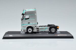 Mercedes Actros MP4 Racing Edition IXO 1:43 TR091 Metal — zdjęcie 3 z 6