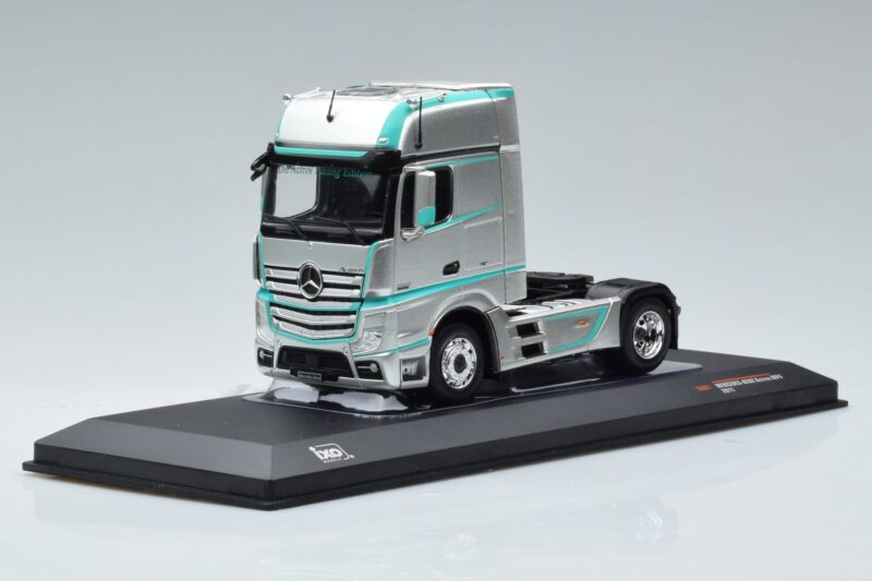 Mercedes Actros MP4 Racing Edition IXO 1:43 TR091 Metal