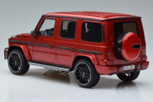 Mercedes AMG G63 W464 Asia Edition Czerwony GT Spirit 1:18 CLDC010 Żywica — zdjęcie 5 z 6