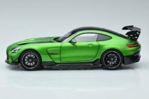 Mercedes AMG GT C190 Black Series Zielony Hell Magno Limitowana Edycja Norev 1:18 183903 Metal — zdjęcie 4 z 7