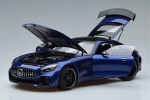 Mercedes AMG GT R C190 Brylantowy Niebieski AUTOart 1:18 76334 Metal — zdjęcie 2 z 7
