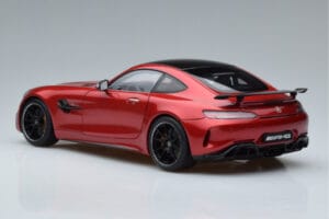 Mercedes AMG GT R C190 Kardynalna Czerwień AUTOart 1:18 76331 Metal — zdjęcie 6 z 7