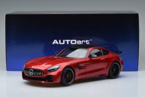 Mercedes AMG GT R C190 Kardynalna Czerwień AUTOart 1:18 76331 Metal — zdjęcie 7 z 7