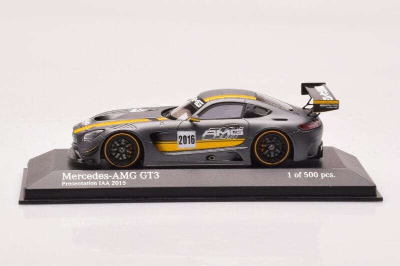 Mercedes AMG GT3 Presentation IAA 2015 Minichamps 1:43 437163096 Metal