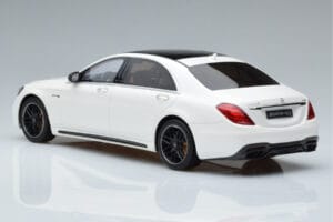 Mercedes AMG S63 W222 Diamond Biały GT Spirit 1:18 B66965714 Żywica — zdjęcie 5 z 6