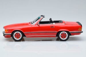 Mercedes AMG SL500 R107 Czerwony Otto 1:18 OT962 Żywica — zdjęcie 3 z 6