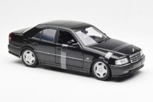Mercedes C-Class W202 C36 AMG Czarny Metaliczny UT Models 1:18 26102 Metal — zdjęcie 4 z 6