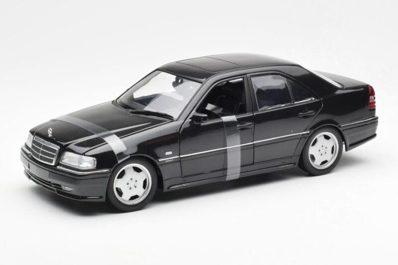 Mercedes C-Class W202 C36 AMG Czarny Metaliczny UT Models 1:18 26102 Metal