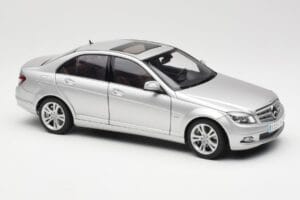 Mercedes C-Class W204 Avantgarde Srebrny AUTOart 1:18 B66962368 Metal — zdjęcie 6 z 8