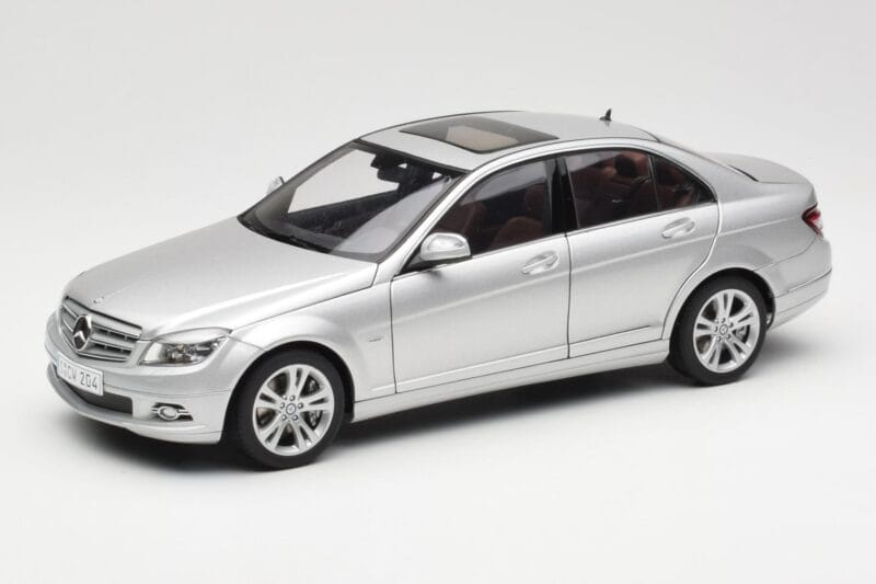 Mercedes C-Class W204 Avantgarde Srebrny AUTOart 1:18 B66962368 Metal