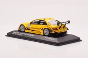 Mercedes C-Class W204 DTM Deutsche Post AMG Mercedes #17 D. Coulthard DTM 2010 Minichamps 1:43 400103817 Metal — zdjęcie 3 z 4