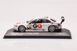 Mercedes C-Class W204 DTM GQ AMG Mercedes #16 Engels DTM 2009 Minichamps 1:43 400093816 Metal