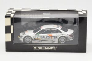 Mercedes C-Class W204 DTM Team AMG Mercedes #5 J. Green DTM 2008 Minichamps 1:43 400083805 Metal — zdjęcie 4 z 4