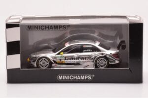 Mercedes C-Class W204 DTM Team AMG Mercedes #8 R. Schumacher DTM 2010 Minichamps 1:43 400103908 Metal — zdjęcie 4 z 4