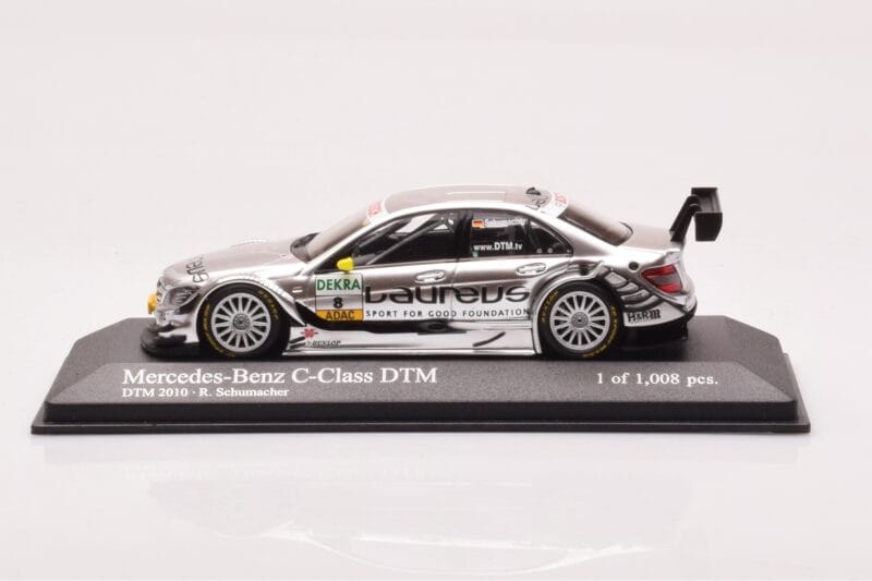 Mercedes C-Class W204 DTM Team AMG Mercedes #8 R. Schumacher DTM 2010 Minichamps 1:43 400103908 Metal