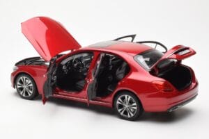 Mercedes C-Class W205 Czerwony Metaliczny Asia Exclusive Norev 1:18 183835 Metal — zdjęcie 5 z 8