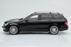 Mercedes C63 AMG S204 T-Model Czarny GT Spirit 1:18 GT760 Żywica — zdjęcie 3 z 6
