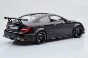 Mercedes C63 AMG W204 Black Series Czarny GT Spirit 1:18 ZM019 Żywica — zdjęcie 2 z 7