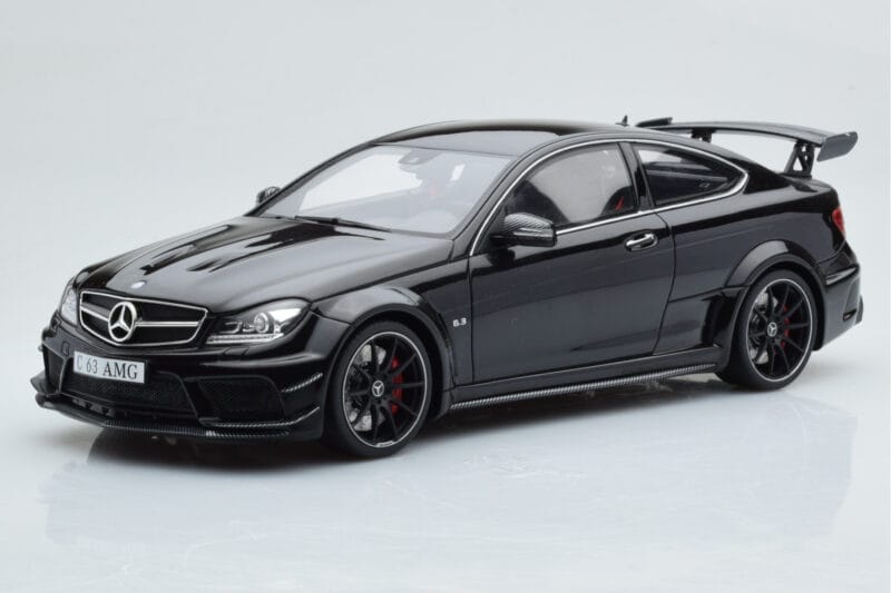 Mercedes C63 AMG W204 Black Series Czarny GT Spirit 1:18 ZM019 Żywica