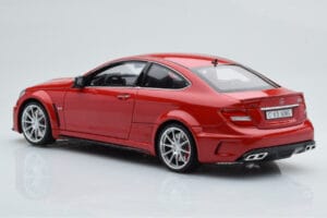 Mercedes C63 AMG W204 Black Series Czerwony GT Spirit 1:18 GT065 Żywica — zdjęcie 5 z 6