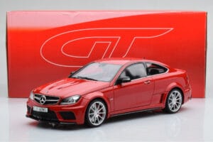 Mercedes C63 AMG W204 Black Series Czerwony GT Spirit 1:18 GT065 Żywica — zdjęcie 6 z 6