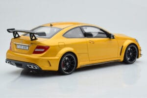 Mercedes C63 AMG W204 Black Series Złoty GT Spirit 1:18 GT034 Żywica — zdjęcie 2 z 6