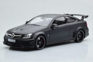Mercedes C63 AMG W204 Black Series Matowy Czarny GT Spirit 1:18 GT843 Żywica